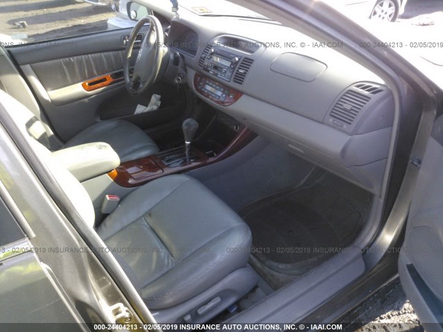 4T1BE30K63U773156 - 2003 TOYOTA CAMRY LE/XLE/SE GRAY photo 5