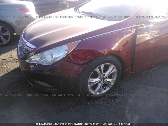 5NPEC4AC7BH084966 - 2011 HYUNDAI SONATA SE/LIMITED RED photo 6