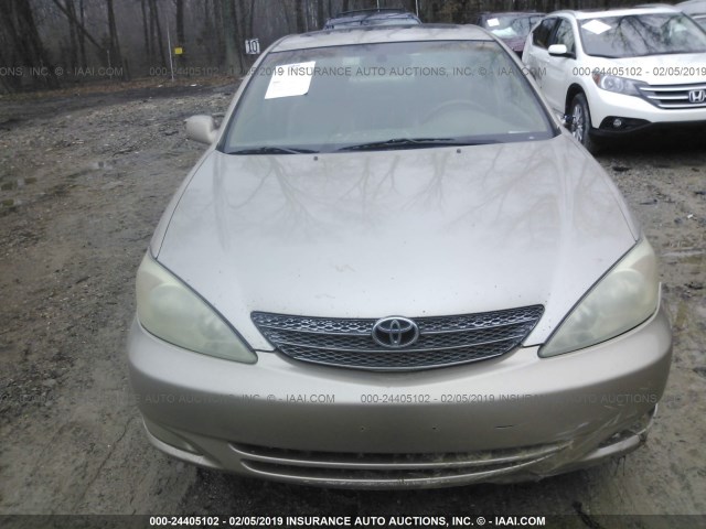 4T1BF30K13U057150 - 2003 TOYOTA CAMRY LE/XLE/SE GOLD photo 6