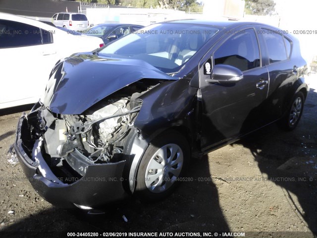 JTDKDTB33E1077968 - 2014 TOYOTA PRIUS C GRAY photo 2