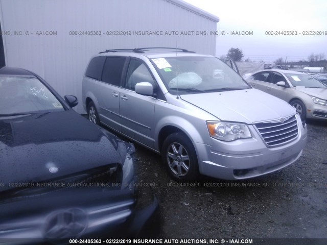 2A4RR5D13AR310285 - 2010 CHRYSLER TOWN & COUNTRY TOURING SILVER photo 1