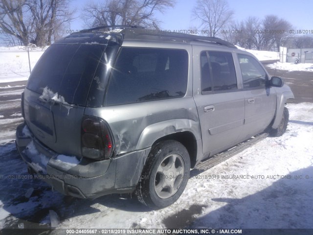 1GNET16M956191331 - 2005 CHEVROLET TRAILBLAZER EXT LS/EXT LT GRAY photo 4