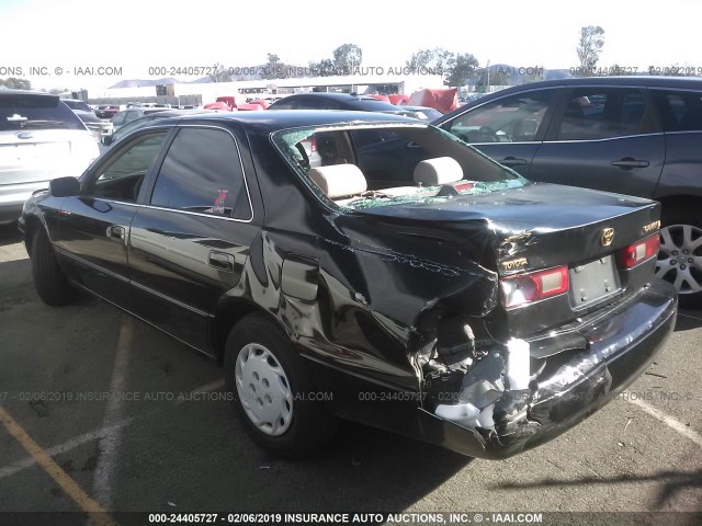 JT2BG22K3V0083969 - 1997 TOYOTA CAMRY LE/XLE 黑色 照片 3