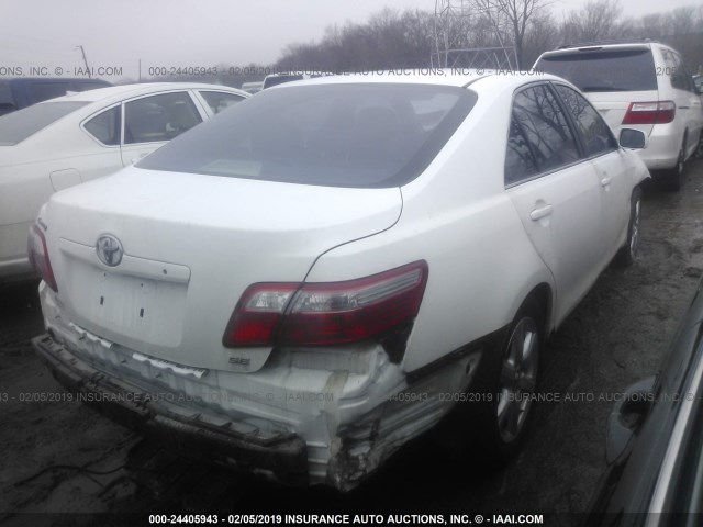 4T1BE46K47U561973 - 2007 TOYOTA CAMRY NEW GENERAT CE/LE/XLE/SE WHITE photo 4