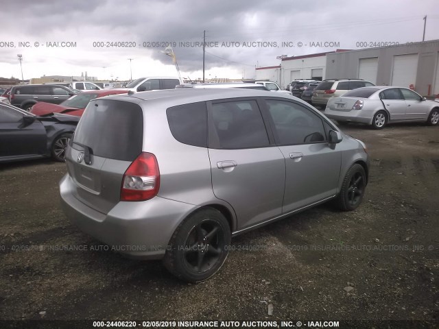 JHMGD37478S068906 - 2008 HONDA FIT GRAY photo 4