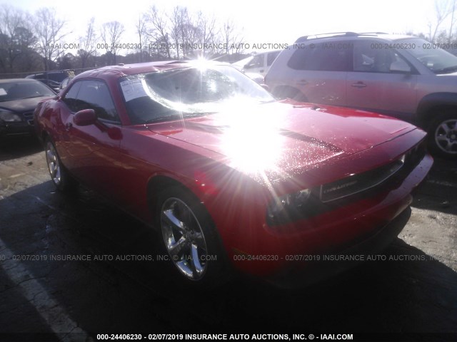 2C3CDYAG4EH306346 - 2014 DODGE CHALLENGER SXT RED photo 1