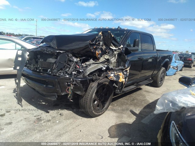 3C6UR5FJ8JG332096 - 2018 RAM 2500 LARAMIE BLACK photo 2