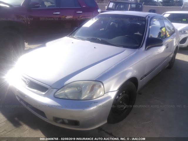 1HGEJ6122YL087272 - 2000 HONDA CIVIC DX SILVER photo 2