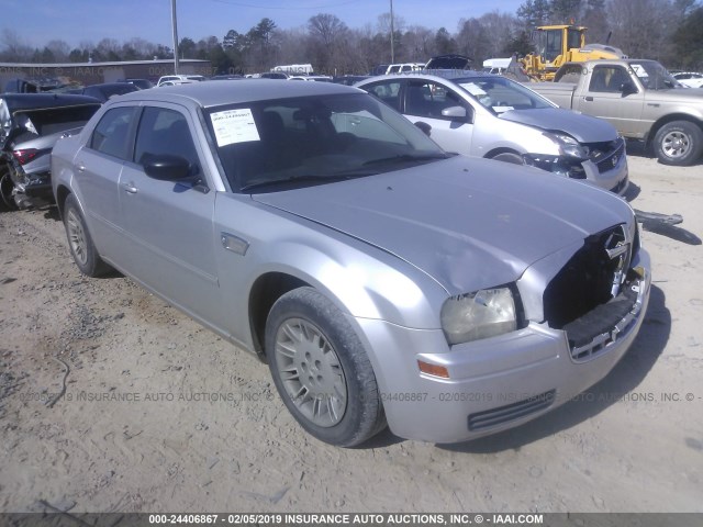 2C3KA43RX7H731620 - 2007 CHRYSLER 300 SILVER photo 1