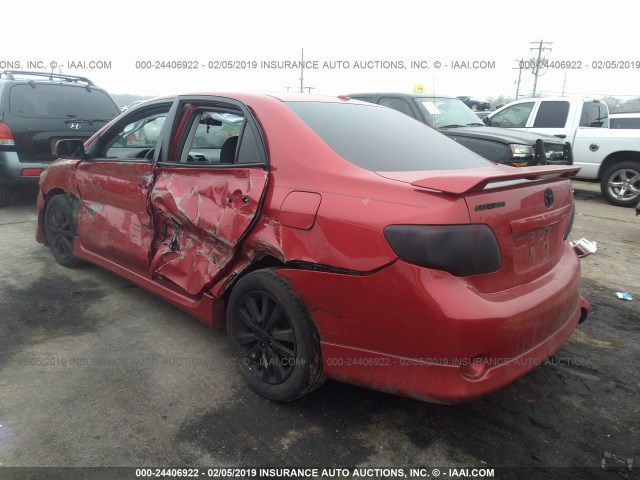 1NXBU4EE3AZ335008 - 2010 TOYOTA COROLLA S/LE/XLE RED photo 3