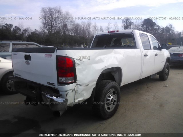 1GT12ZC83EF181636 - 2014 GMC SIERRA K2500 HEAVY DUTY WHITE photo 4