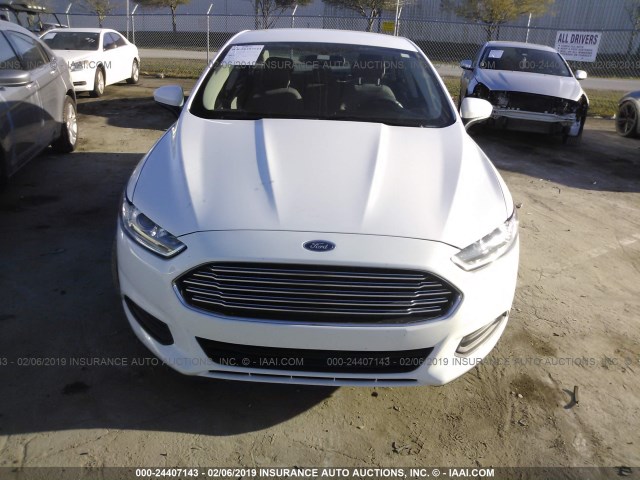 3FA6P0G74FR252034 - 2015 FORD FUSION S WHITE photo 6