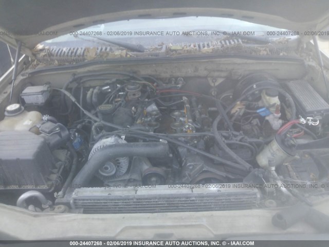 1FMZU63E02UC73758 - 2002 FORD EXPLORER XLT GOLD photo 10