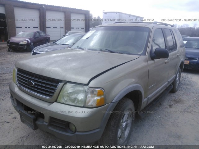 1FMZU63E02UC73758 - 2002 FORD EXPLORER XLT GOLD photo 2