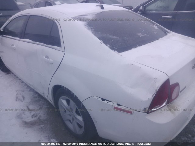 1G1ZA5EU9CF395643 - 2012 CHEVROLET MALIBU LS WHITE photo 6