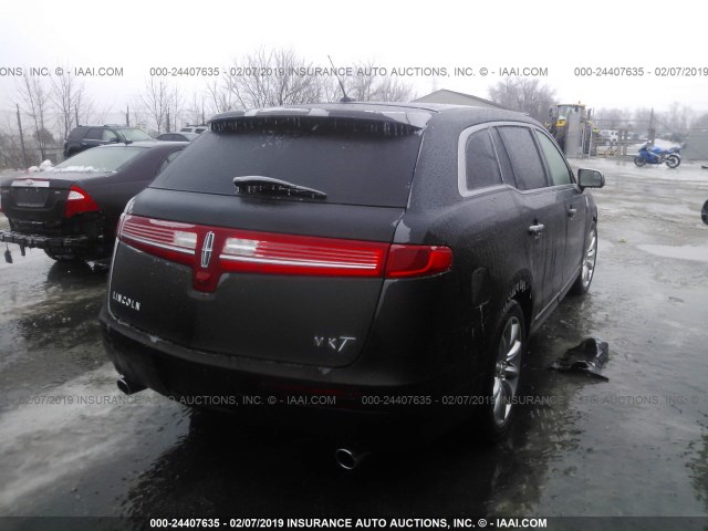 2LMHJ5FR3ABJ13301 - 2010 LINCOLN MKT BLACK photo 4