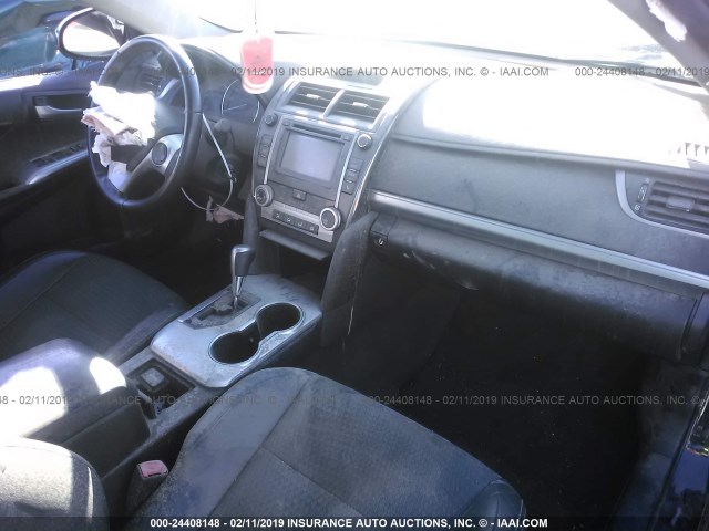 4T1BF1FK2EU353874 - 2014 TOYOTA CAMRY L/SE/LE/XLE 黑色 照片 5