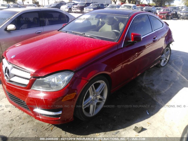 WDDGJ4HB4DF946958 - 2013 MERCEDES-BENZ C 250 RED photo 2