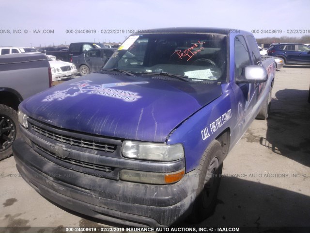 2GCEC19TX11118448 - 2001 CHEVROLET SILVERADO C1500 BLUE photo 2