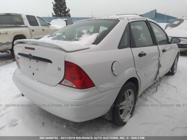 1FAFP34341W218474 - 2001 FORD FOCUS SE/SE SPORT WHITE photo 4