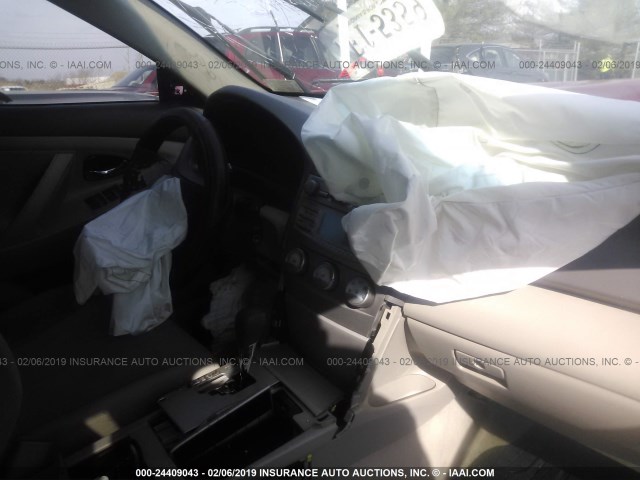 4T1BF3EK7AU092104 - 2010 TOYOTA CAMRY SE/LE/XLE 红色 照片 5