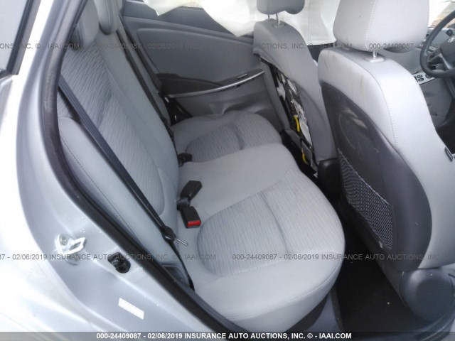 KMHCT4AE4GU092475 - 2016 HYUNDAI ACCENT SE SILVER photo 8