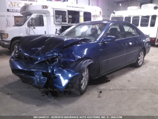4T1BE32K45U401041 - 2005 TOYOTA CAMRY LE/XLE/SE BLUE photo 2