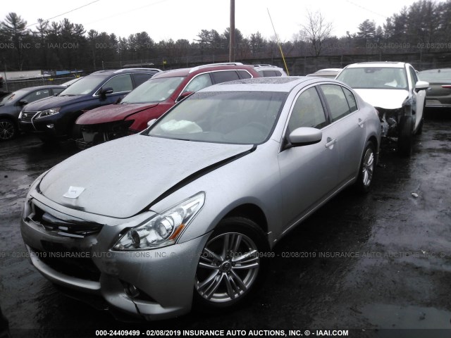 JN1DV6AR8CM730239 - 2012 INFINITI G25 SILVER photo 2