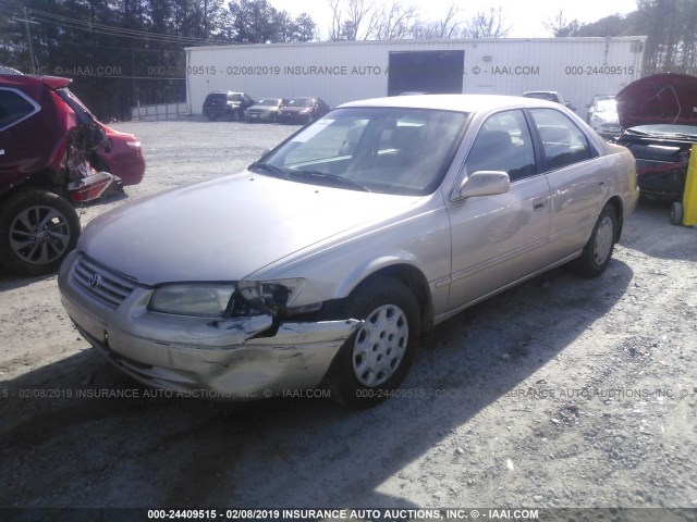 4T1BG22K5WU854249 - 1998 TOYOTA CAMRY CE/LE/XLE GOLD photo 2