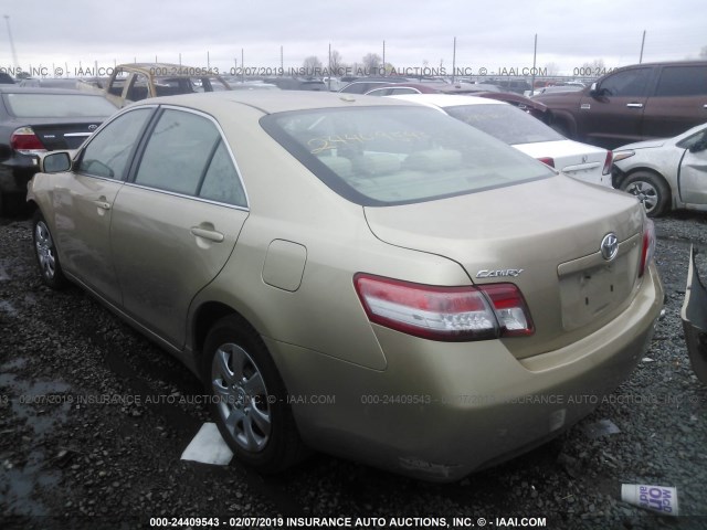 4T1BF3EK1BU602755 - 2011 TOYOTA CAMRY SE/LE/XLE 金色 照片 3