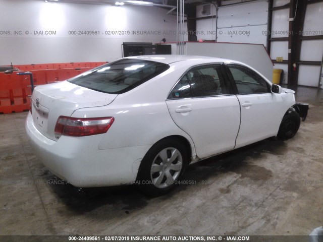 4T1BE46K89U856707 - 2009 TOYOTA CAMRY SE/LE/XLE თეთრი ფოტო 4