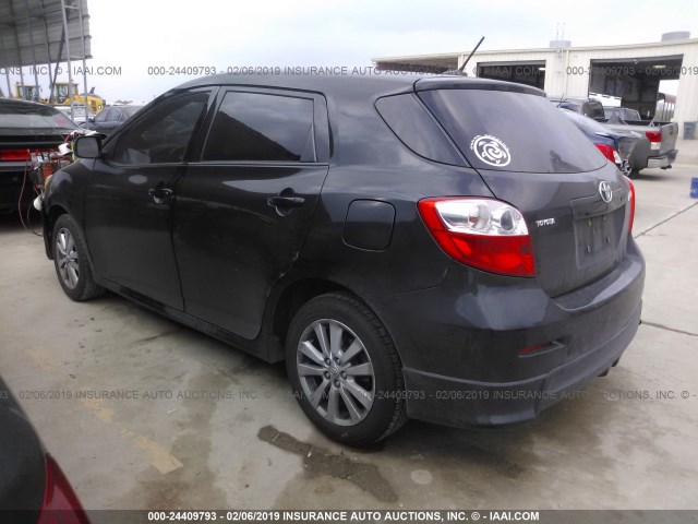 2T1KU4EE3AC360010 - 2010 TOYOTA COROLLA MATRIX  BLACK photo 3