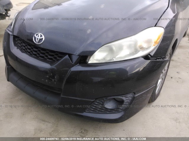 2T1KU4EE3AC360010 - 2010 TOYOTA COROLLA MATRIX  BLACK photo 6