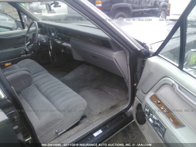 1LNBM81F7KY794820 - 1989 LINCOLN TOWN CAR GRAY photo 5