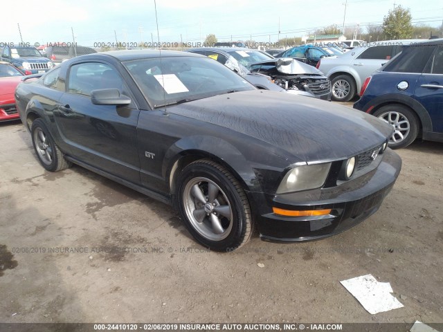 1ZVFT82H765127601 - 2006 FORD MUSTANG GT BLACK photo 1