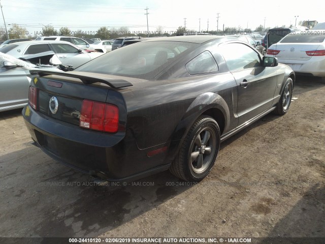 1ZVFT82H765127601 - 2006 FORD MUSTANG GT BLACK photo 4