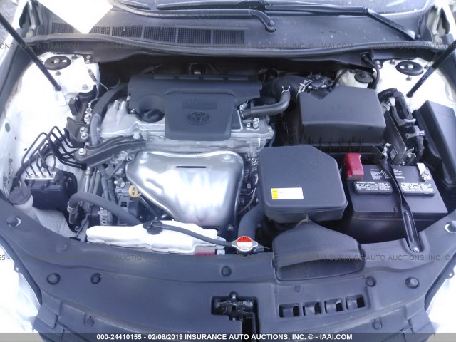 4T4BF1FK2GR535552 - 2016 TOYOTA CAMRY LE/XLE/SE/XSE თეთრი ფოტო 10