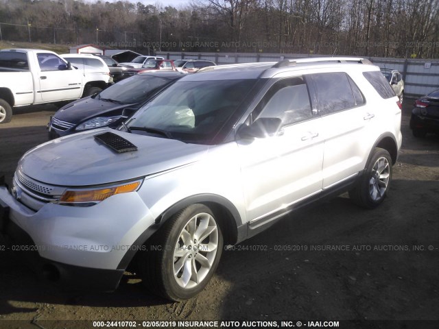 1FM5K7D80DGC18490 - 2013 FORD EXPLORER XLT SILVER photo 2