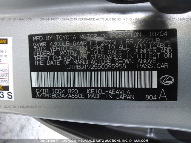 JTHBD192550095958 - 2005 LEXUS IS 300 SILVER photo 9