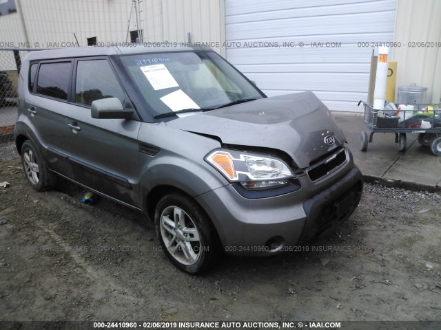 KNDJT2A22B7226073 - 2011 KIA SOUL +/!/SPORT GRAY photo 4