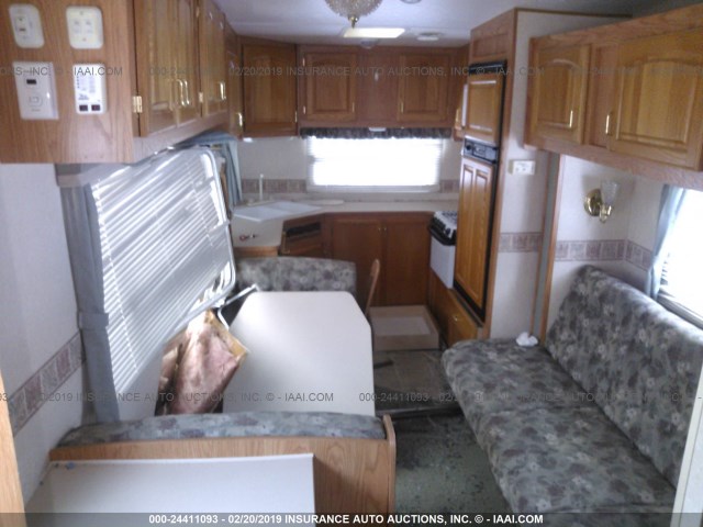 1UJCJ02N131DK0061 - 2003 JAYCO QWEST 253D  WHITE photo 5