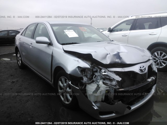 4T1BF3EK9AU571480 - 2010 TOYOTA CAMRY SE/LE/XLE 银色 照片 1