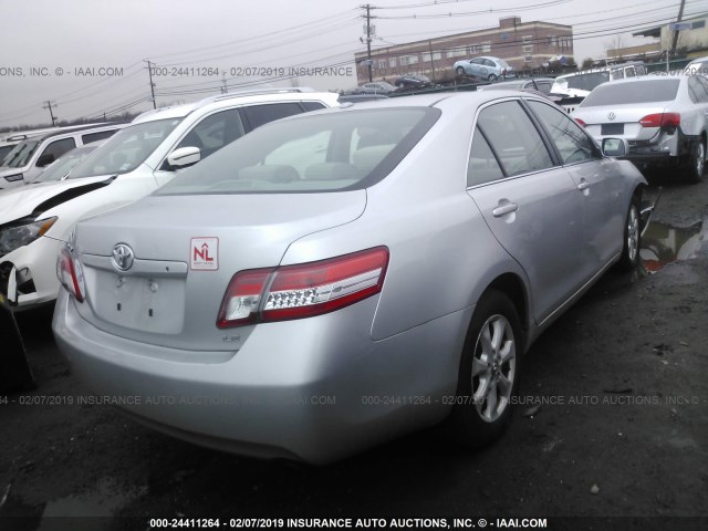 4T1BF3EK9AU571480 - 2010 TOYOTA CAMRY SE/LE/XLE 银色 照片 4