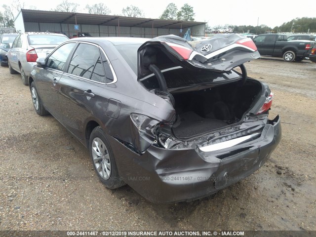 4T4BF1FK9GR574347 - 2016 TOYOTA CAMRY LE/XLE/SE/XSE 灰色 照片 3