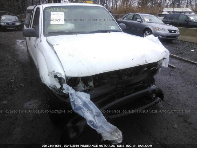 5TENL42N01Z739643 - 2001 TOYOTA TACOMA WHITE photo 6