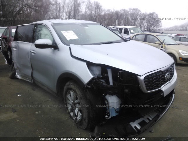 5XYPG4A36KG473506 - 2019 KIA SORENTO LX/L SILVER photo 1