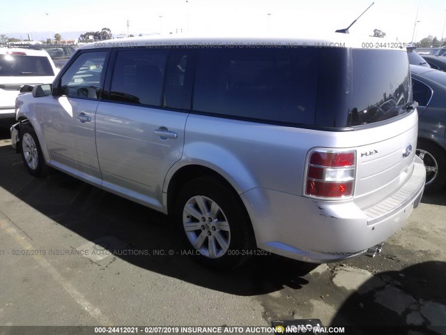 2FMGK5BC7ABA39158 - 2010 FORD FLEX SE SILVER photo 3