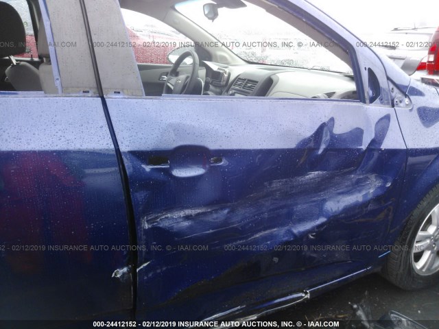 1G1JB6SH1C4227188 - 2012 CHEVROLET SONIC LS BLUE photo 6