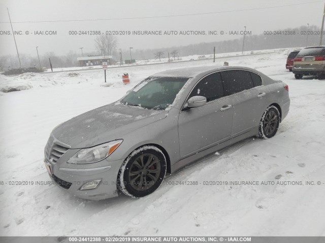 KMHGC4DD5CU188498 - 2012 HYUNDAI GENESIS 3.8L SILVER photo 2