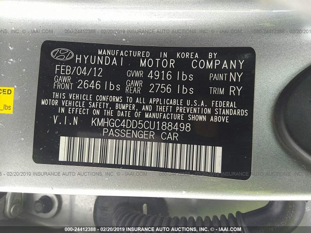 KMHGC4DD5CU188498 - 2012 HYUNDAI GENESIS 3.8L SILVER photo 9